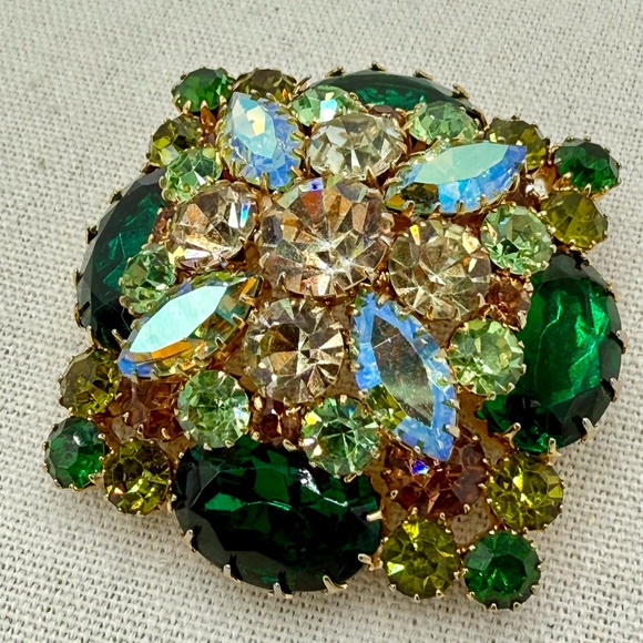 Jewelry - Vintage Juliana Style Green AB Rhinestone Dome Brooch Statement Piece D&E Look